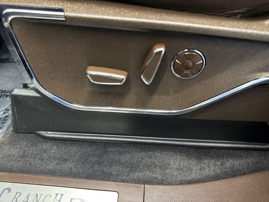 Certified 2025 Ford F150 King Ranch AWD/4WD image 36