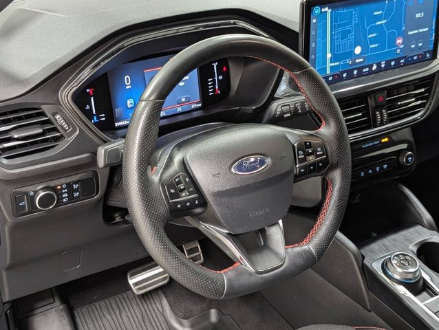 Certified 2024 Ford Escape ST-Line w/ Tech Pack #1 AWD/4WD image 8