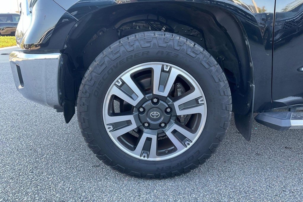 Used 2019 Toyota Tundra SR5 w/ SR5 Upgrade Package RWD image 9