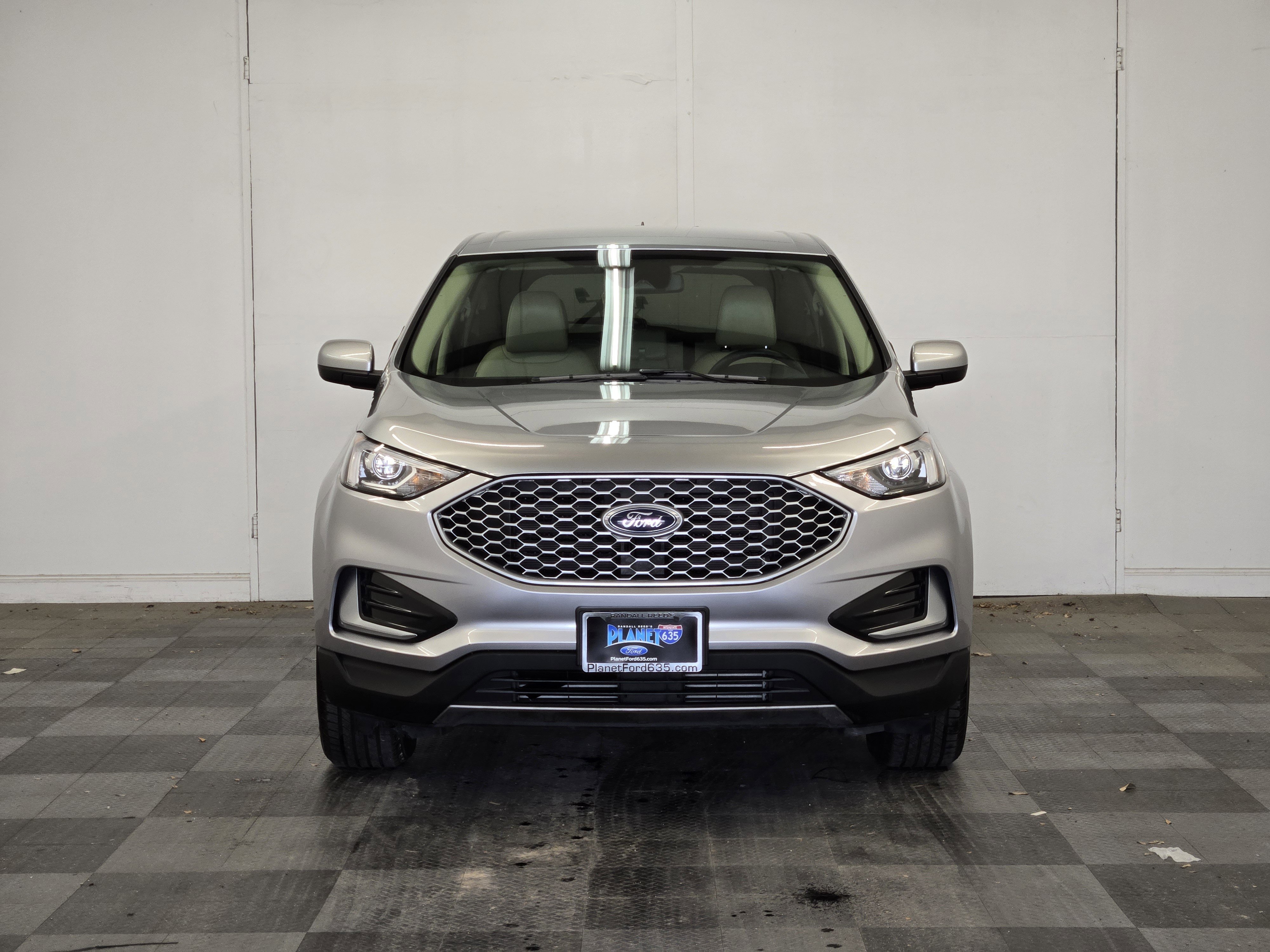 Certified 2024 Ford Edge SEL AWD/4WD image 3