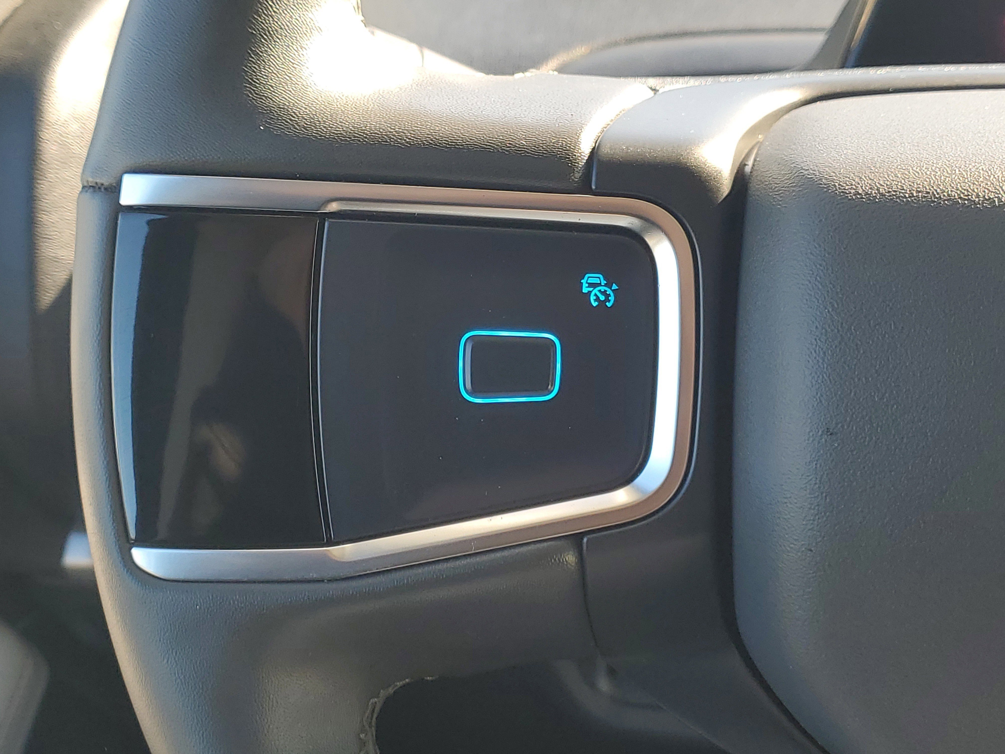 Certified 2025 Ford Expedition Active image 28