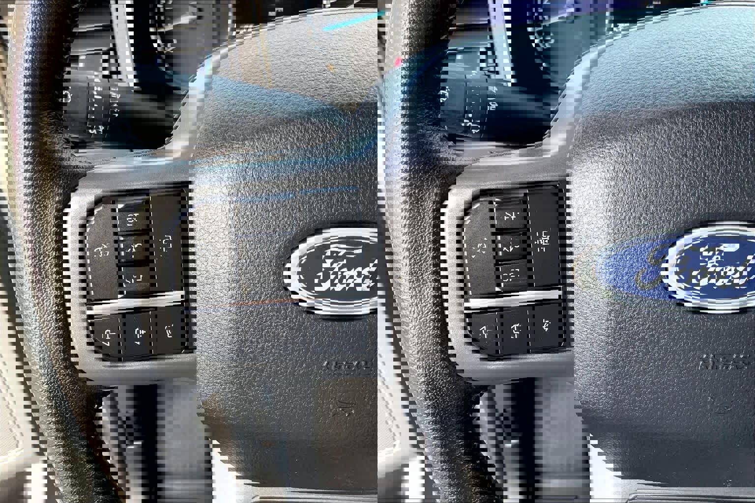 Certified 2022 Ford F150 XLT w/ Equipment Group 302A High image 20