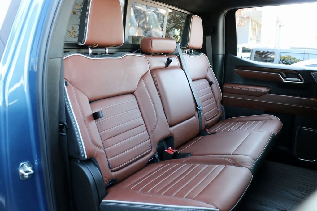 Used 2025 GMC Sierra 1500 Denali Ultimate image 39