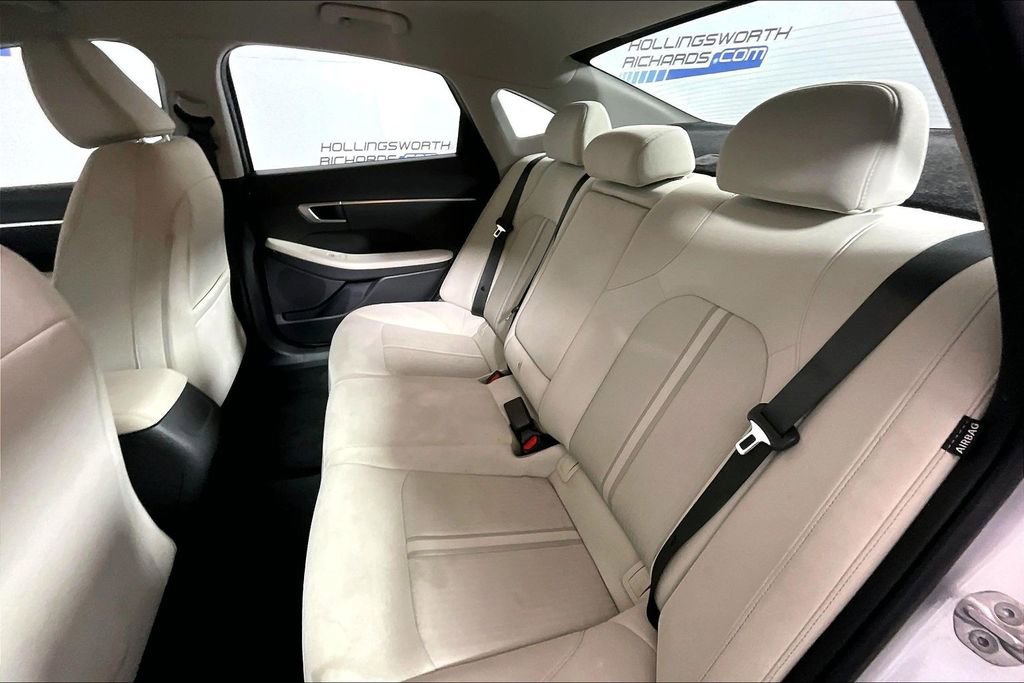 Used 2025 Hyundai Sonata SEL FWD image 19
