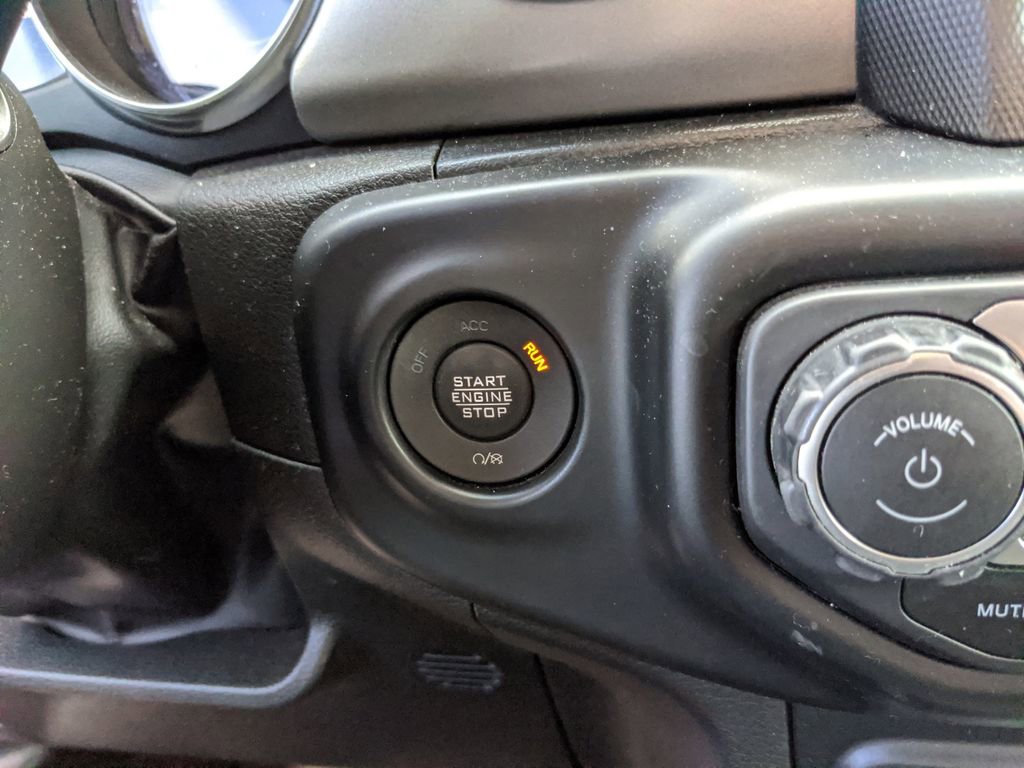 Used 2022 Jeep Wrangler Unlimited Rubicon 4xe w/ Steel Bumper Group image 28