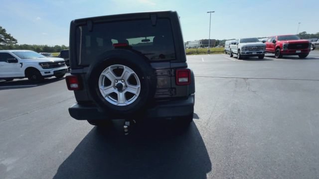 Used 2020 Jeep Wrangler Sport AWD/4WD image 7