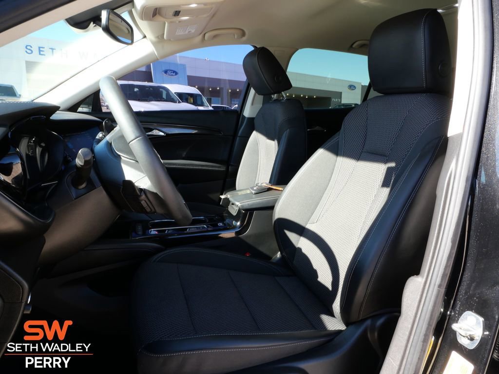 Used 2023 Buick Envision Preferred image 14