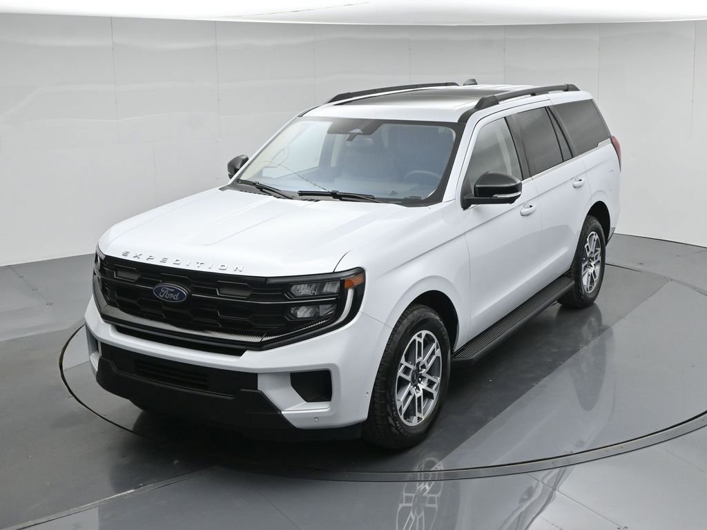 Certified 2025 Ford Expedition Active AWD/4WD image 43