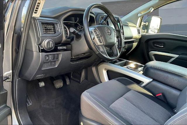 Used 2024 Nissan Titan SV w/ SV Convenience Package RWD image 18