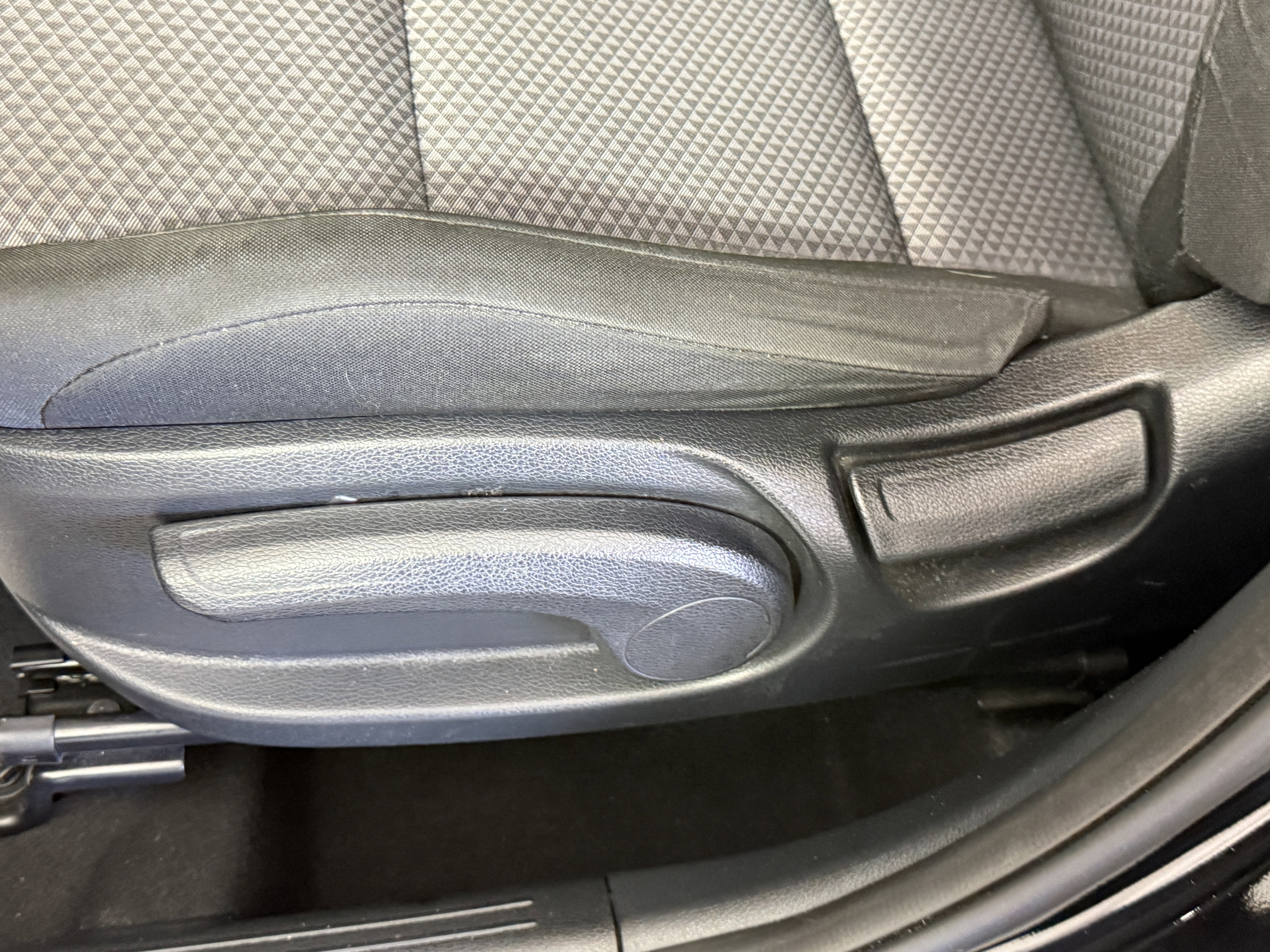 Used 2022 Kia Soul LX image 17