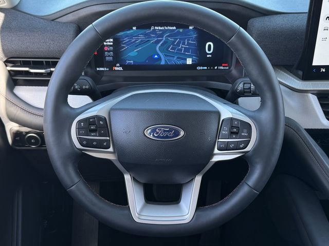 Certified 2025 Ford Explorer Active w/ Active Comfort Package image 11