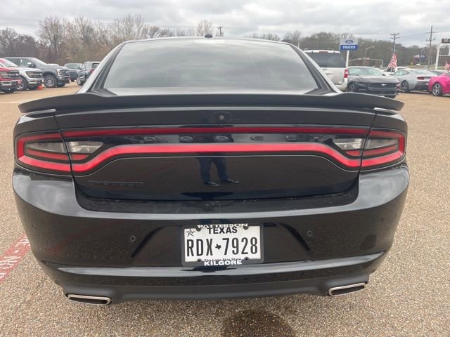 Used 2022 Dodge Charger SXT w/ Blacktop Package image 11