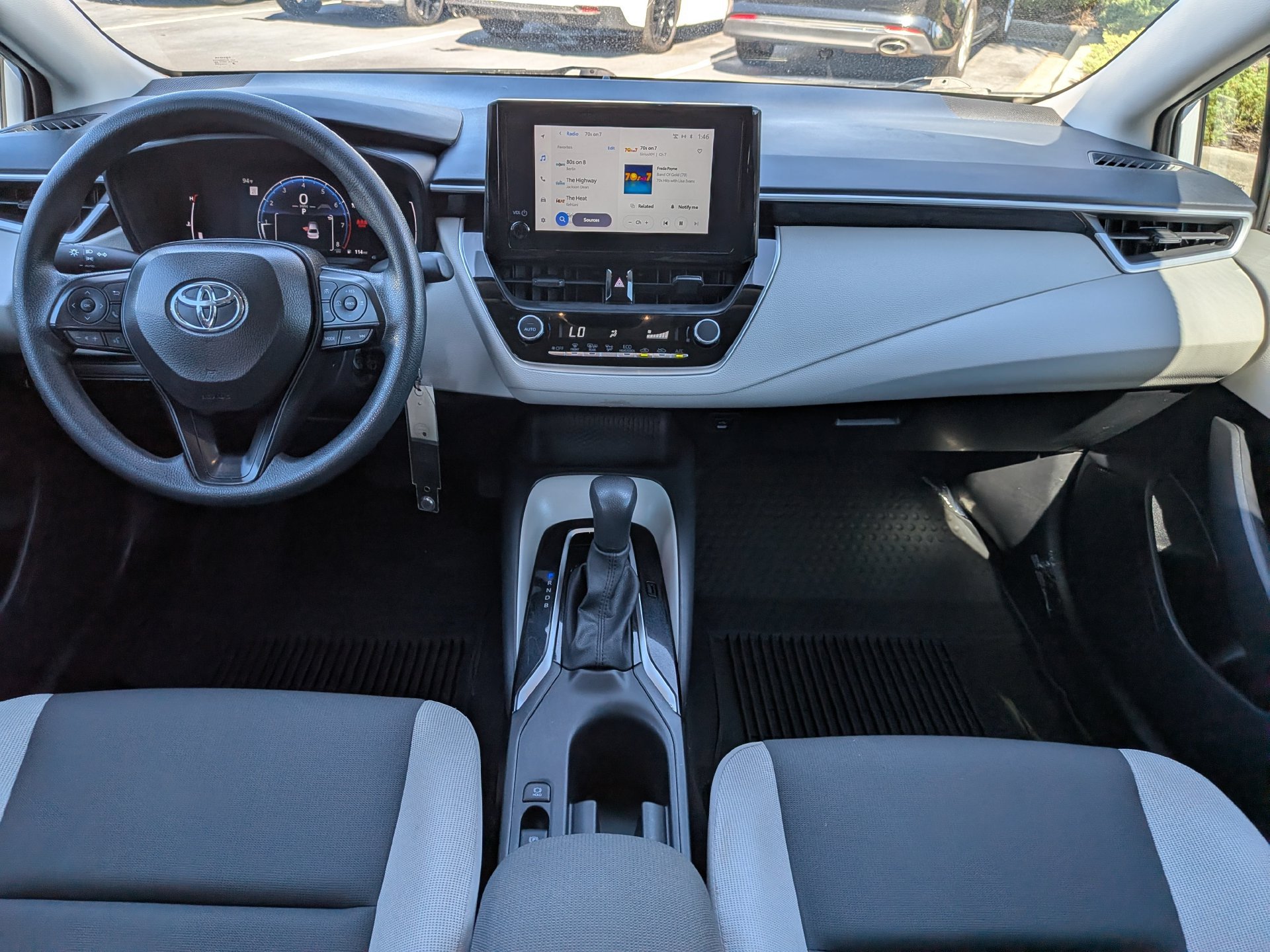 Used 2026 Toyota Corolla LE FWD image 16