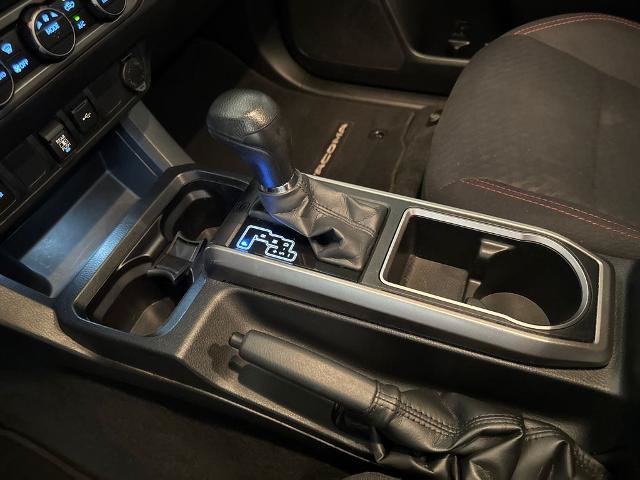 Used 2022 Toyota Tacoma SR5 w/ Technology Package RWD image 29