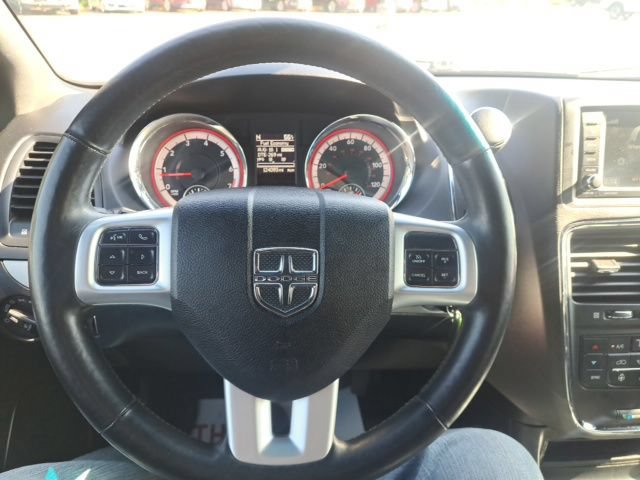 Used 2017 Dodge Grand Caravan GT FWD image 14