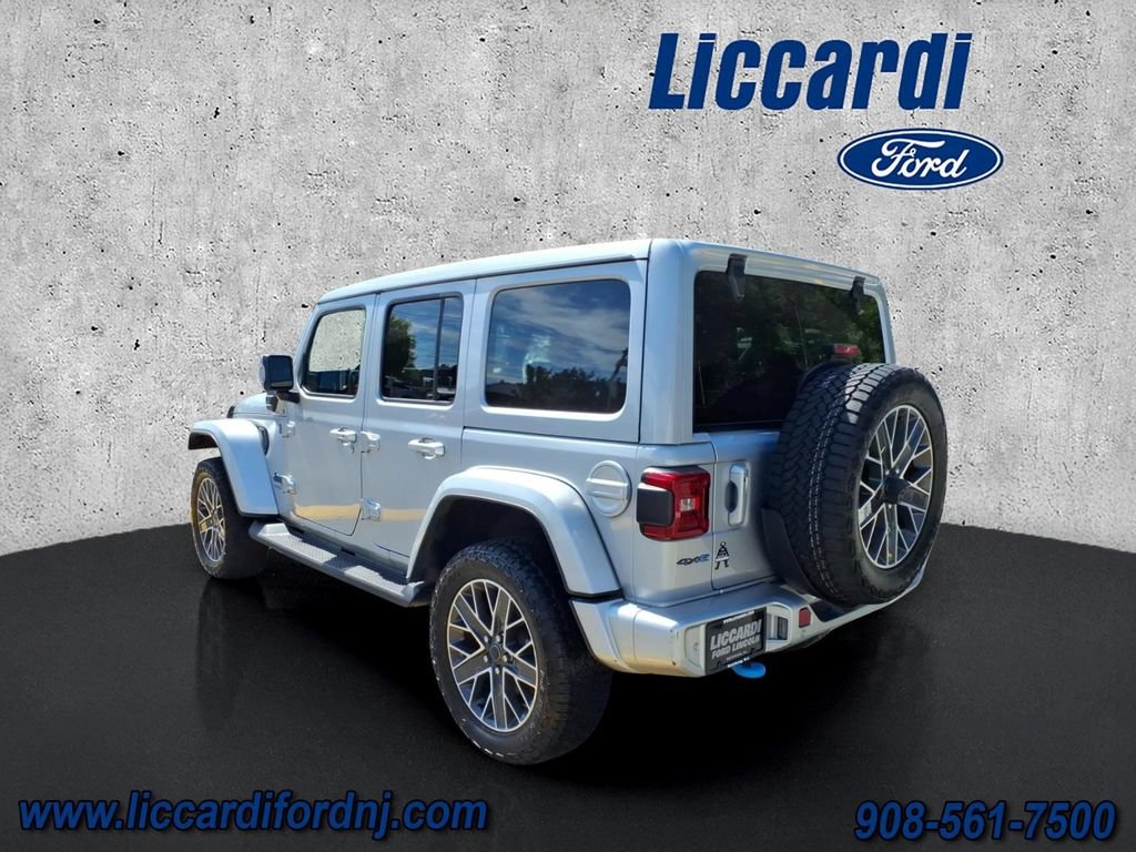 Used 2024 Jeep Wrangler High Altitude AWD/4WD image 4