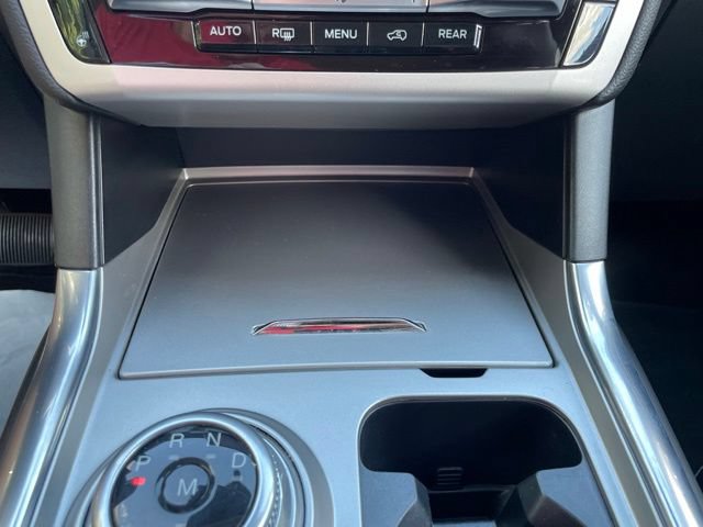 Certified 2020 Ford Explorer XLT w/ Equipment Group 202A AWD/4WD image 31