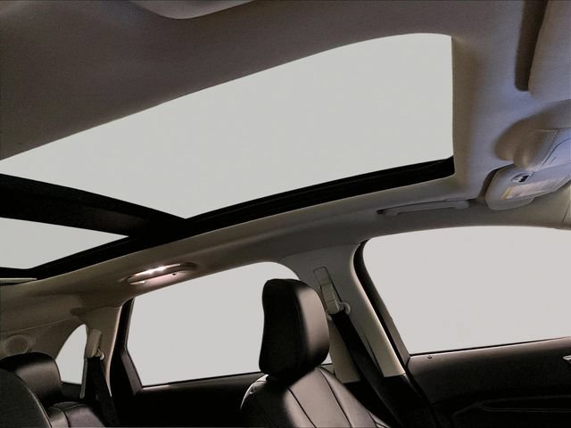 Certified 2020 Ford Edge Titanium AWD/4WD image 21
