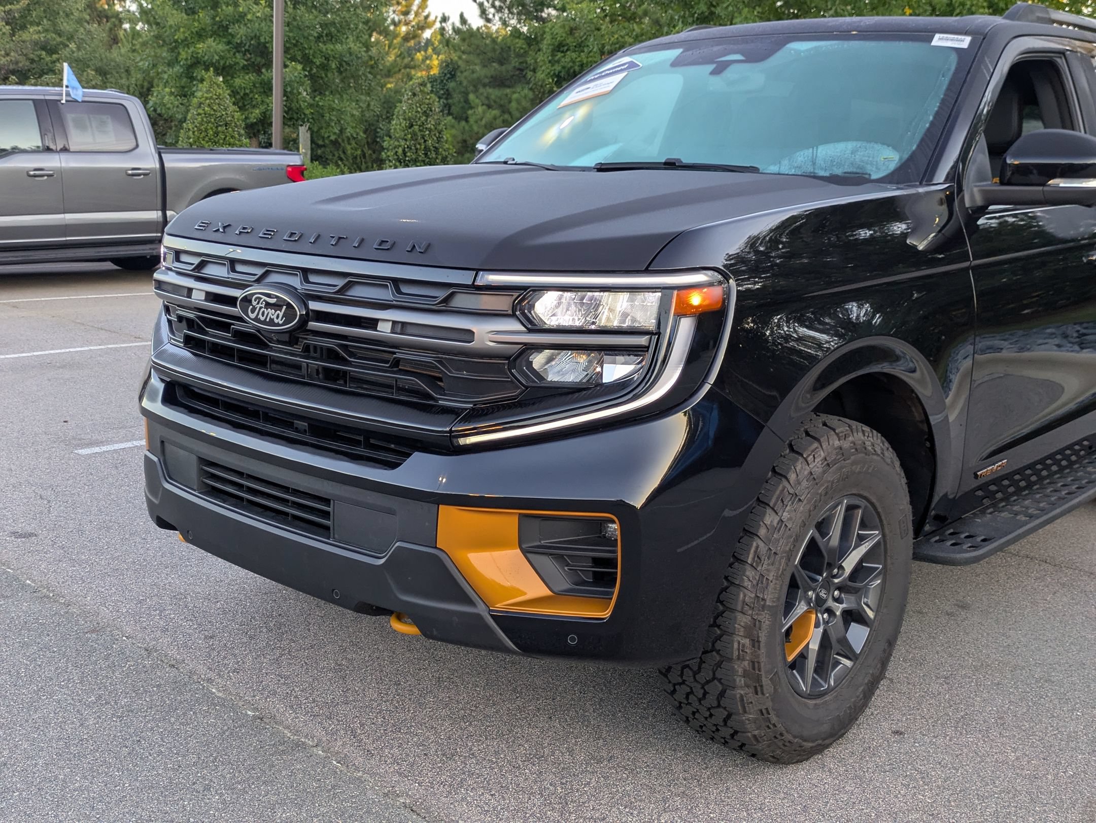 Certified 2026 Ford Expedition Tremor AWD/4WD image 10