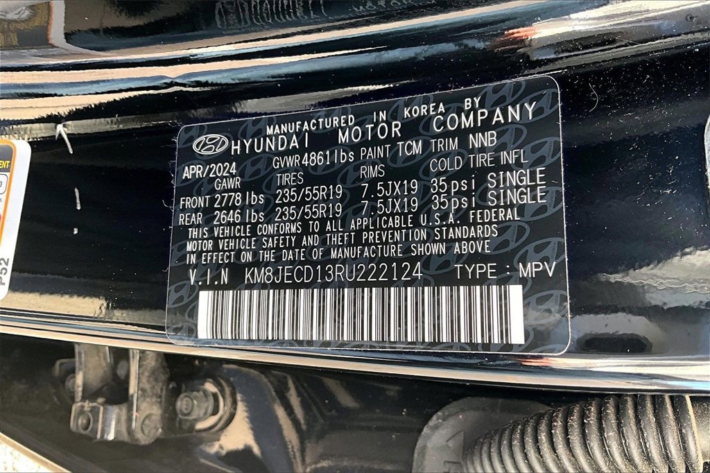 Used 2024 Hyundai Tucson Limited image 35