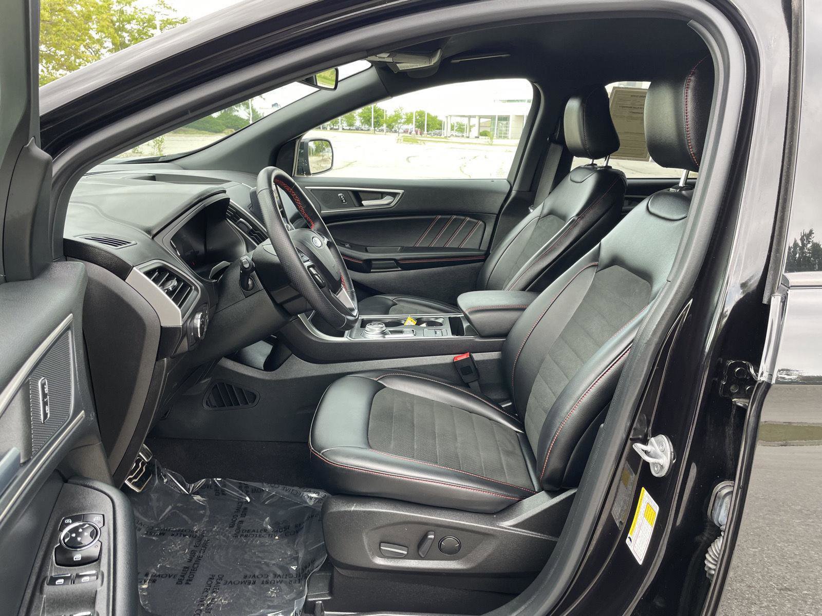 Certified 2023 Ford Edge ST-Line AWD/4WD image 17