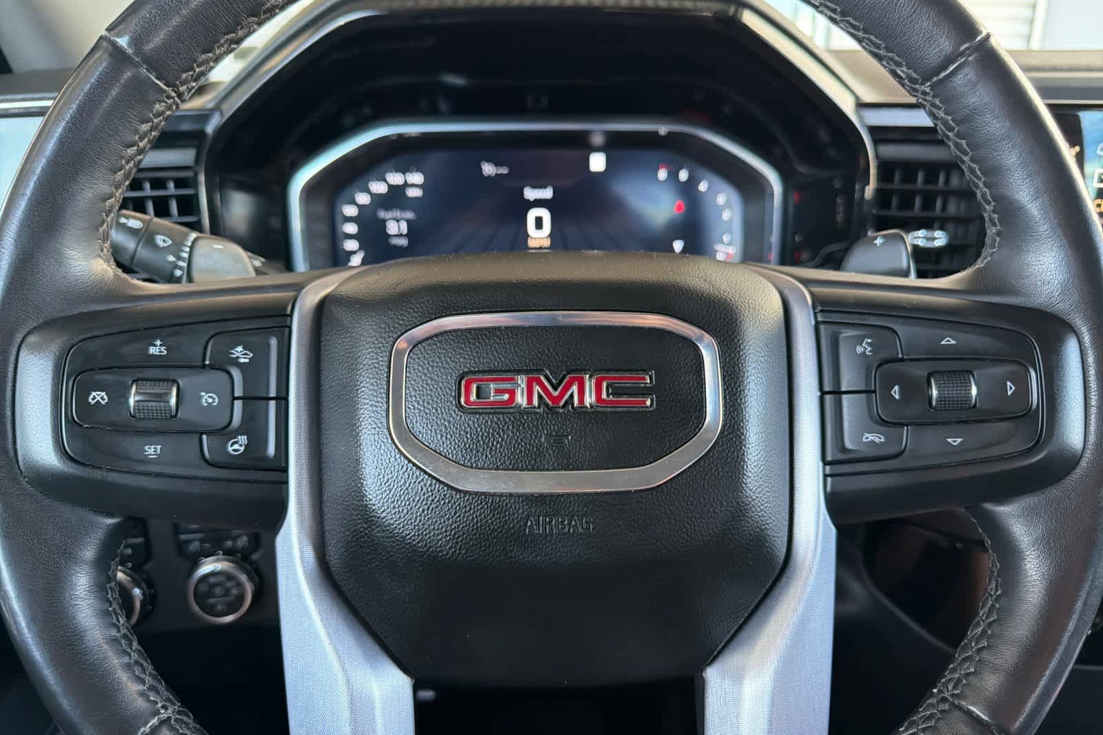 Used 2023 GMC Sierra 1500 SLT w/ SLT Premium Package AWD/4WD image 22