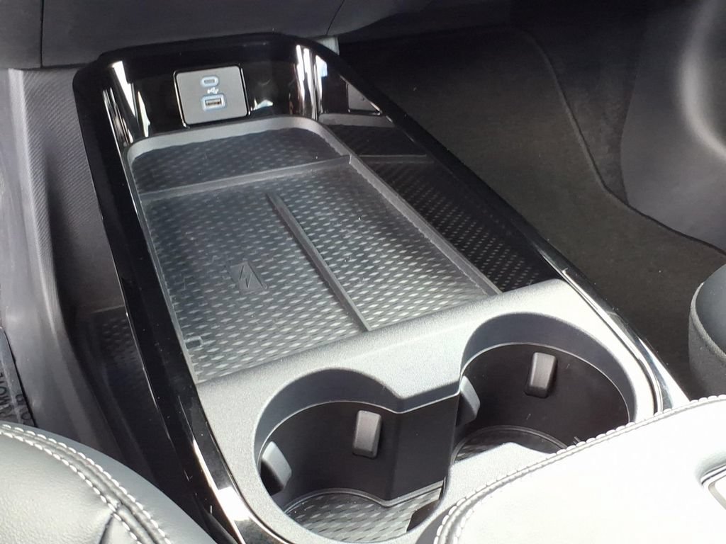 Certified 2021 Ford Mustang Mach-E Select w/ Comfort/Technology Package RWD image 17