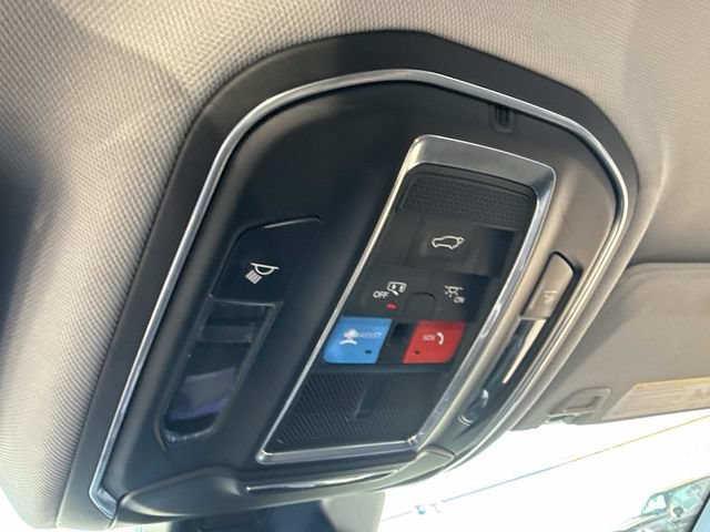 Used 2021 Jeep Grand Cherokee L Laredo w/ Luxury Tech Group I AWD/4WD image 28