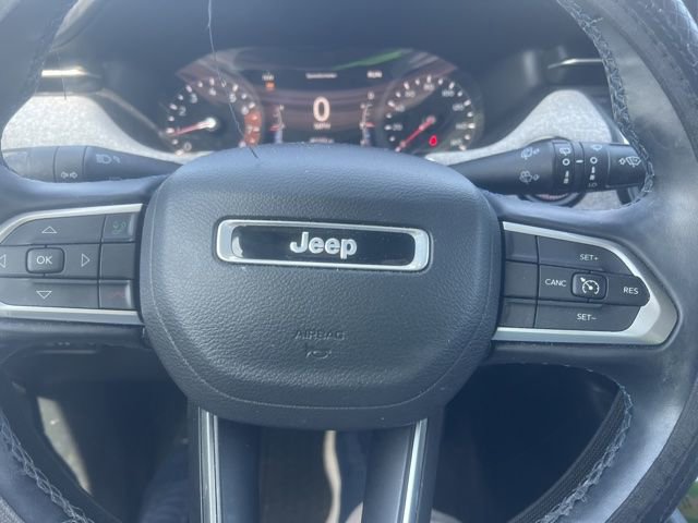 Used 2022 Jeep Compass Latitude w/ Sun and Sound Group FWD image 8