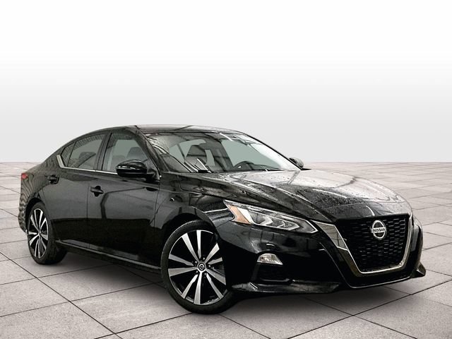 Used 2021 Nissan Altima 2.5 SR FWD image 2