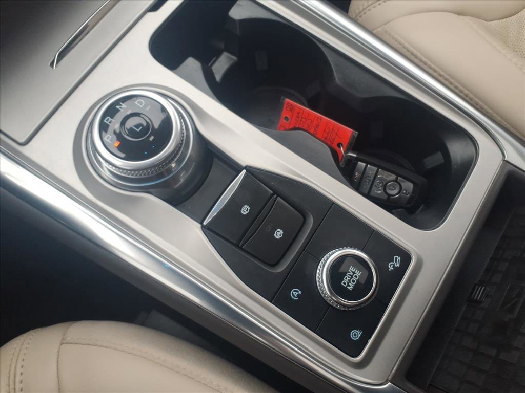 Certified 2023 Ford Explorer Platinum w/ Technology Package image 22