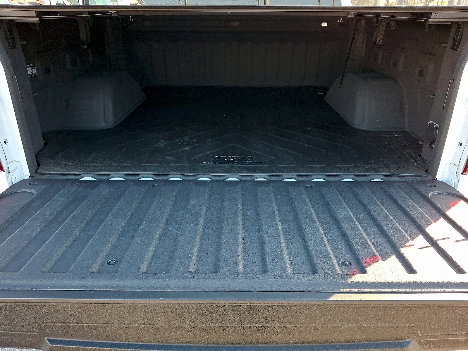 Used 2023 Chevrolet Silverado 1500 LTZ w/ Z71 Off-Road Package image 28