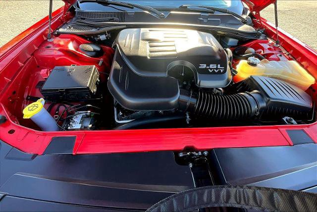 Used 2022 Dodge Challenger SXT w/ Plus Package image 15