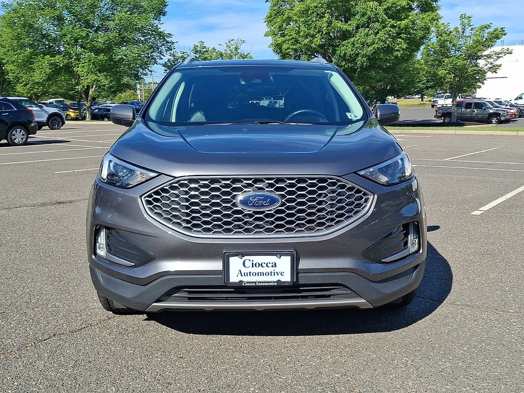 Certified 2024 Ford Edge SEL w/ Convenience Package AWD/4WD image 5