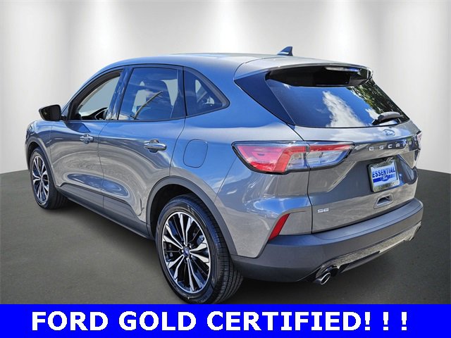 Certified 2022 Ford Escape SE w/ SE Sport Appearance Package image 3