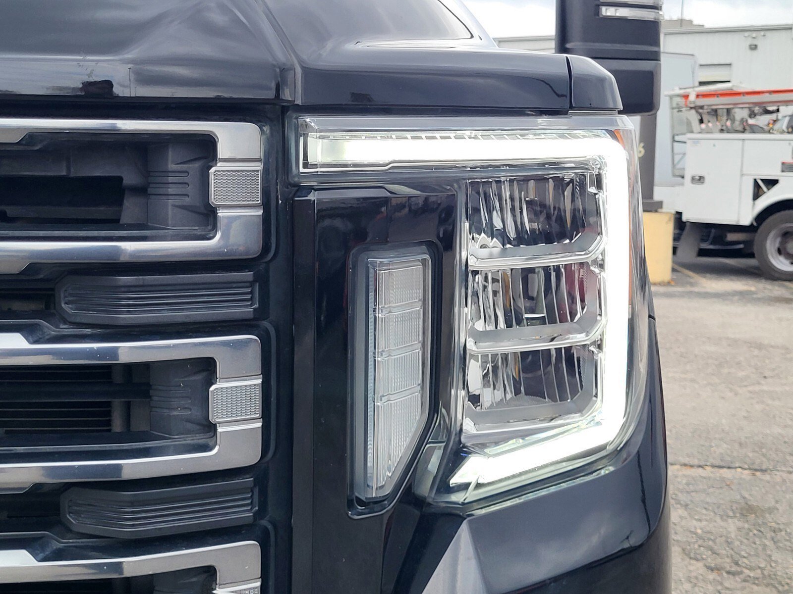 Used 2021 GMC Sierra 2500 AT4 w/ AT4 Premium Plus Package image 11