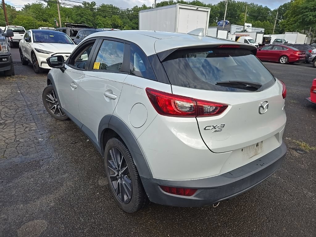 Used 2018 MAZDA CX-3 Touring w/ Preferred Equipment Package AWD/4WD image 4