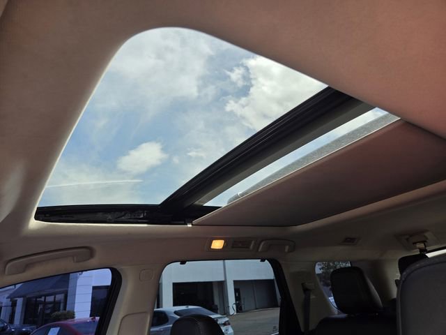 Used 2024 Nissan Pathfinder SL w/ SL Premium Package image 13