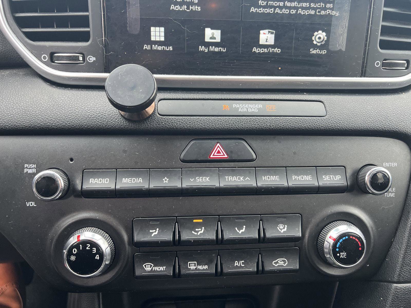 Used 2020 Kia Sportage LX image 13