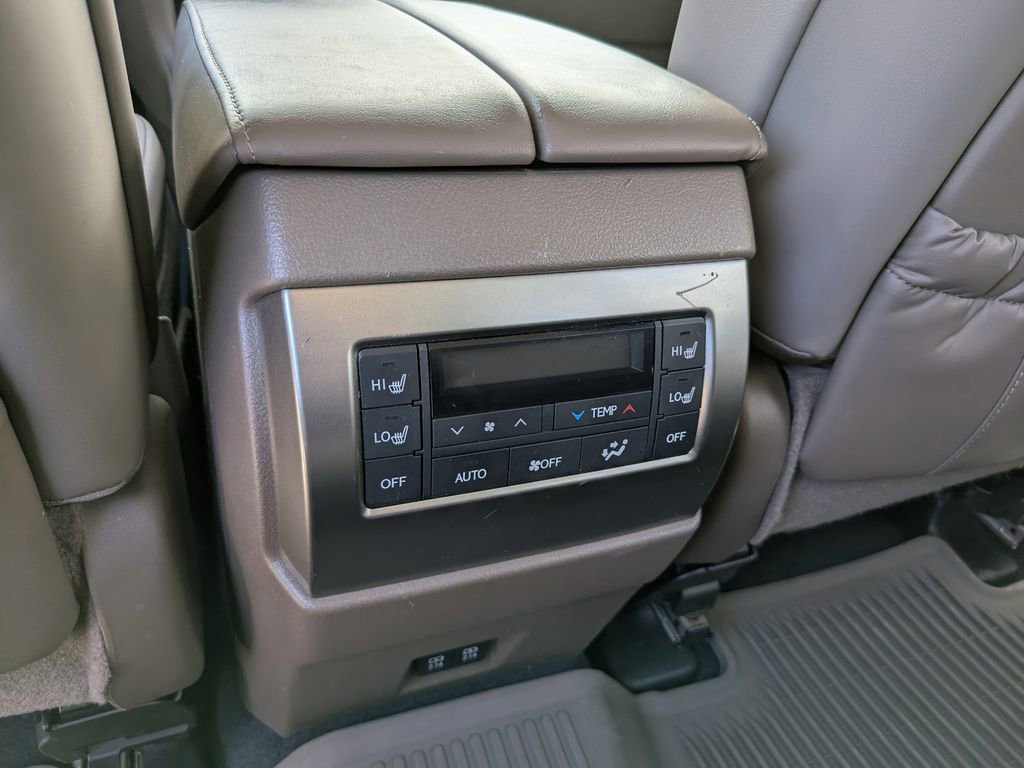 Used 2023 Lexus GX 460 Premium w/ Premium Package AWD/4WD image 15