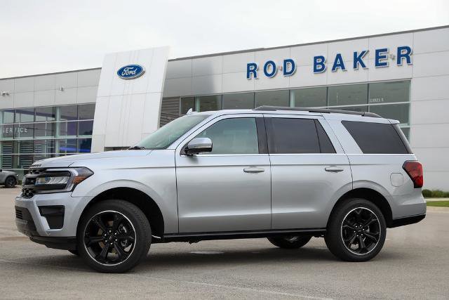 Certified 2024 Ford Expedition Limited image 3