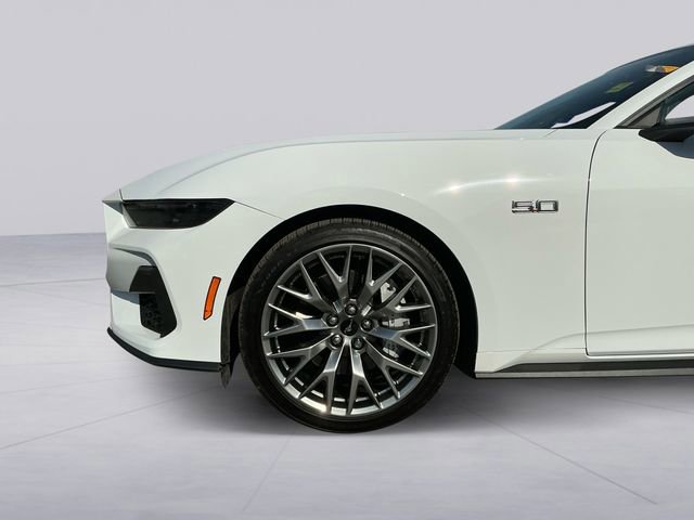 Certified 2025 Ford Mustang GT Premium RWD image 3