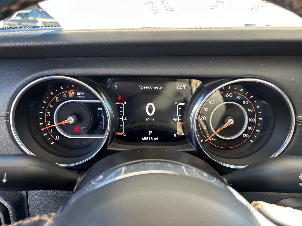 Used 2022 Jeep Gladiator Overland AWD/4WD image 16