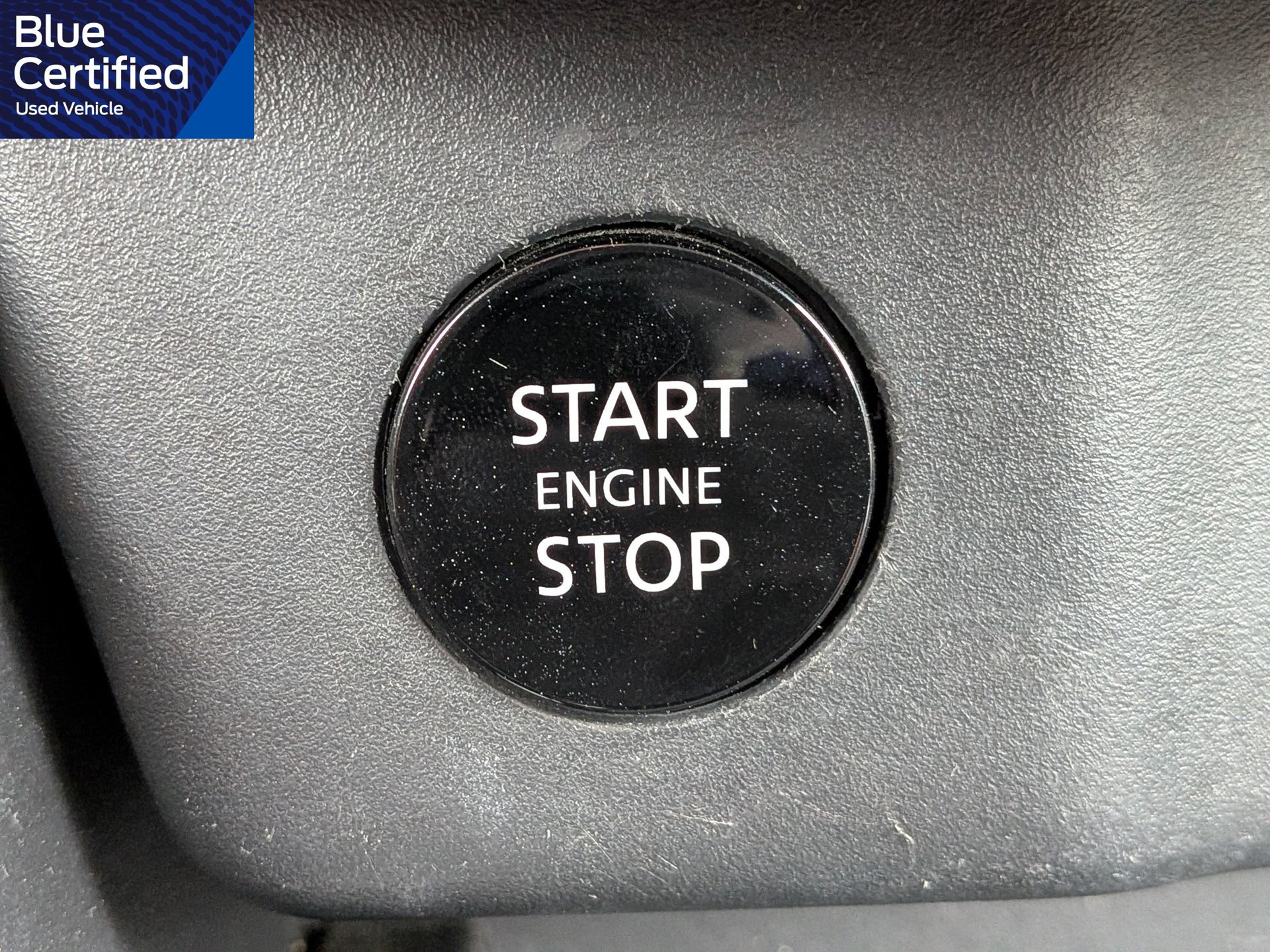 Used 2025 Nissan Rogue SV FWD image 30