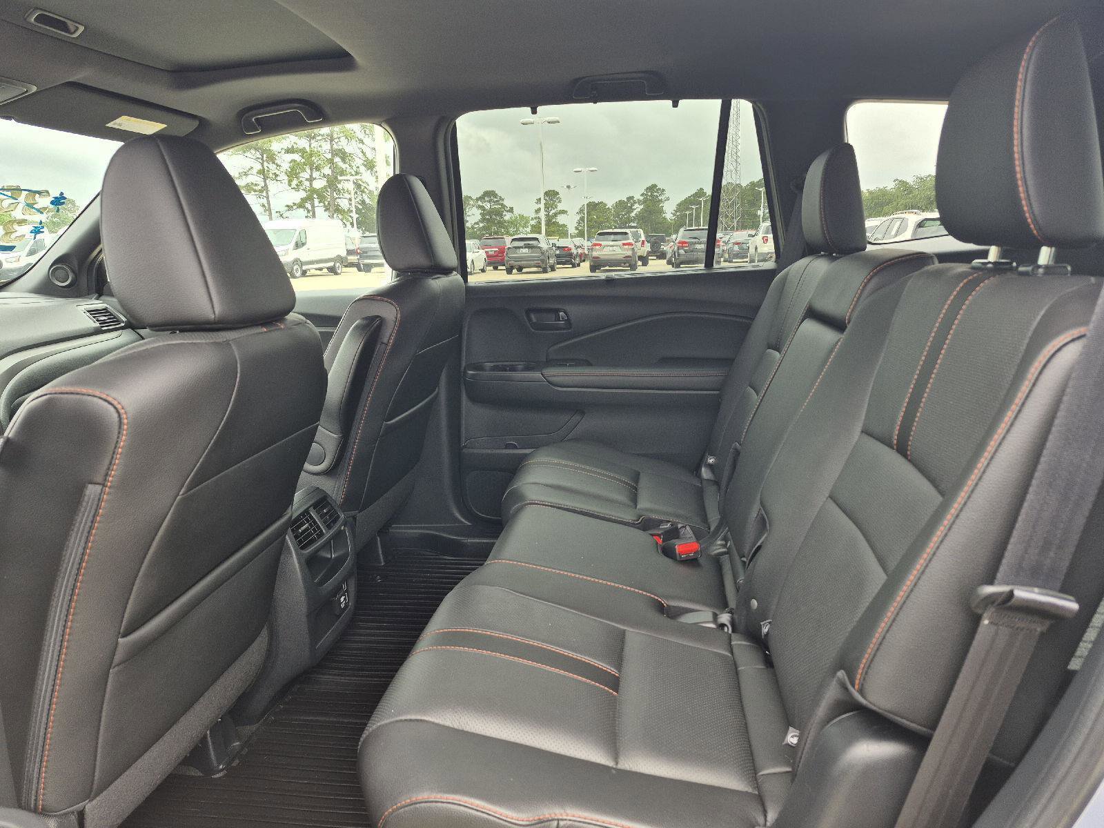 Used 2022 Honda Passport TrailSport image 10