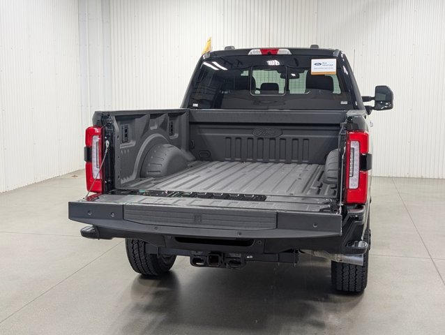 Certified 2024 Ford F350 Platinum w/ FX4 Off-Road Package AWD/4WD image 28