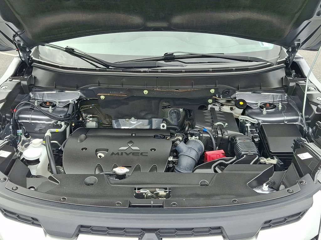 Used 2025 Mitsubishi Outlander Sport ES AWD/4WD image 31