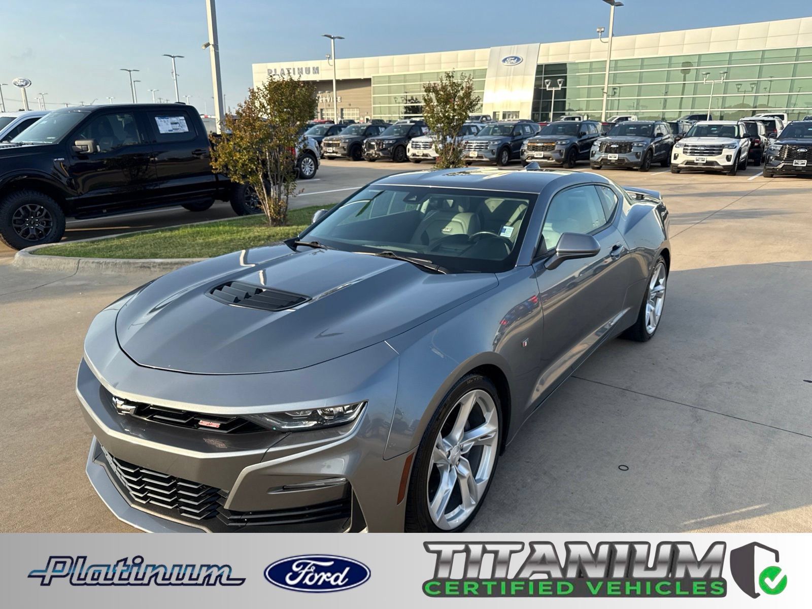 Used 2020 Chevrolet Camaro SS RWD image 1