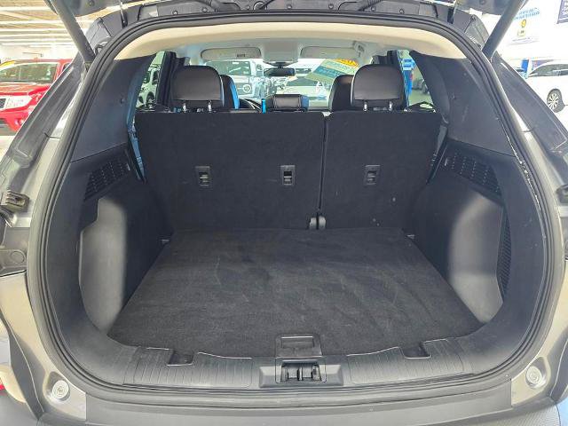 Certified 2025 Ford Escape Platinum AWD/4WD image 9