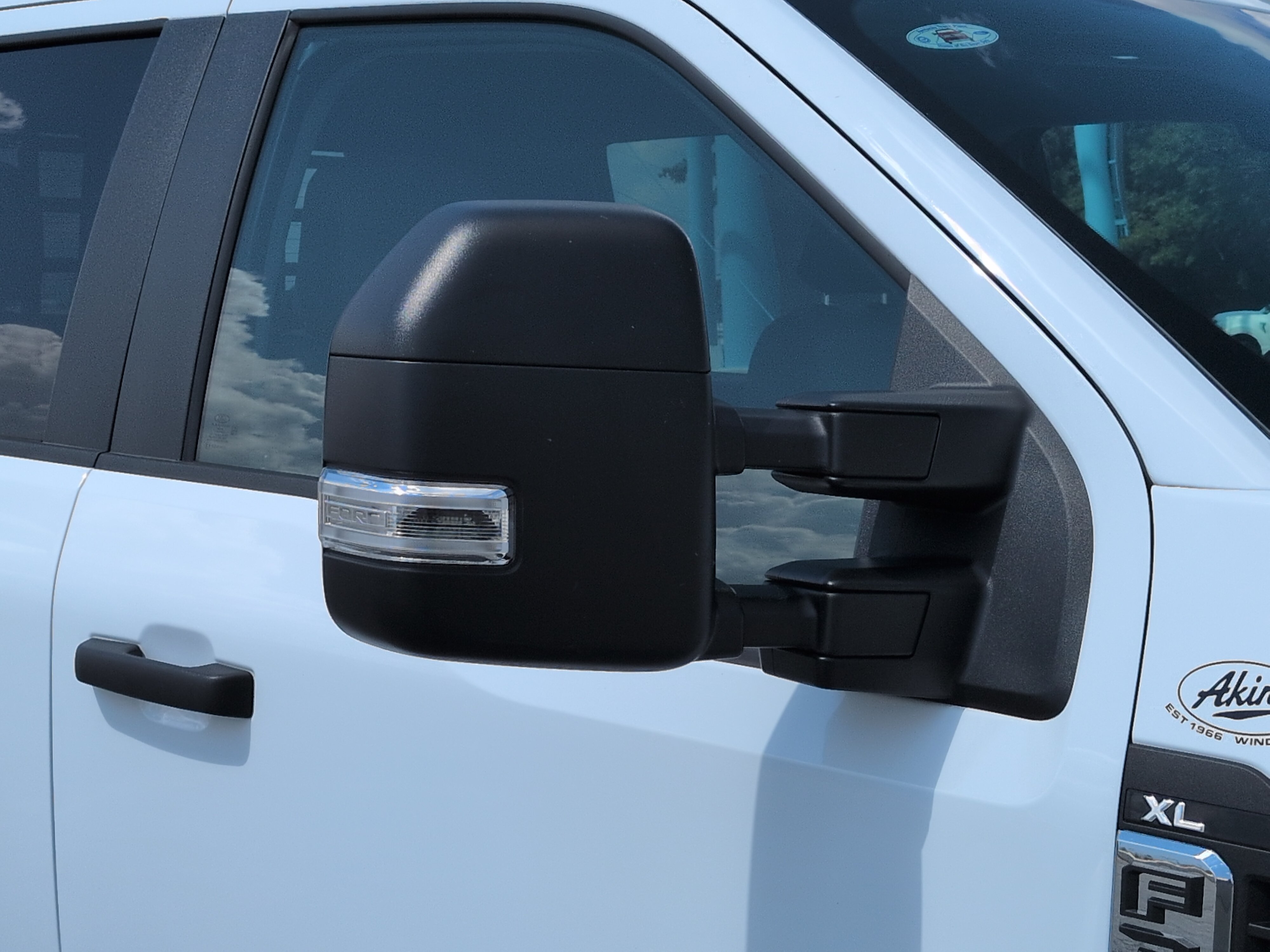Certified 2025 Ford F350 XL w/ XL Chrome Package AWD/4WD image 10